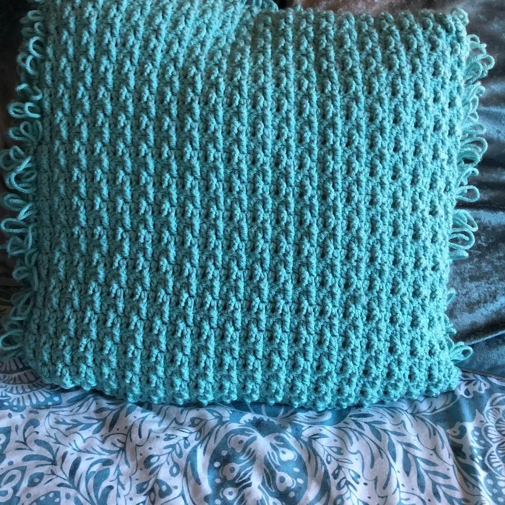 textured crochet cushion cover pattern