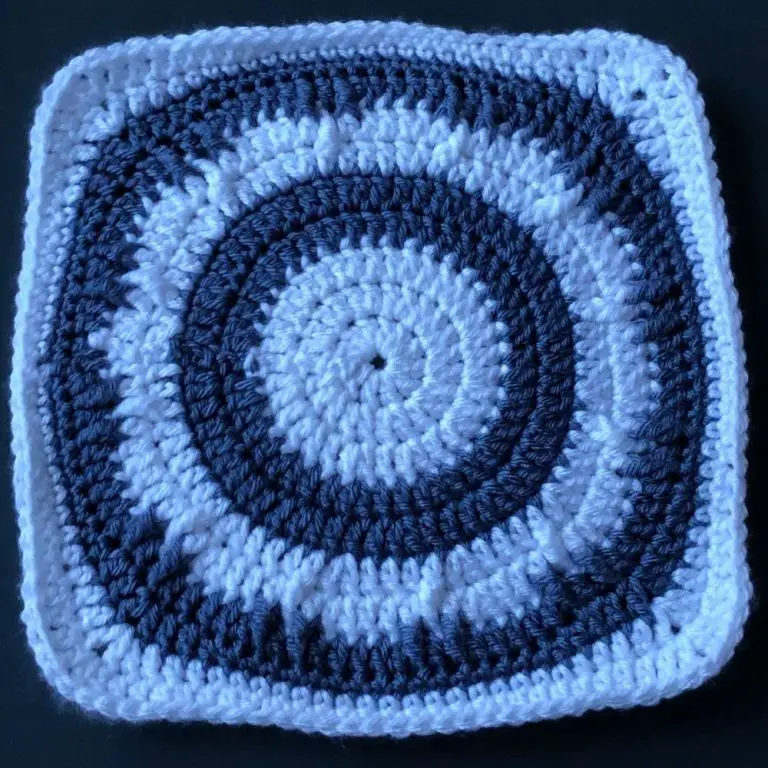 Free Solid Granny Square Pattern
